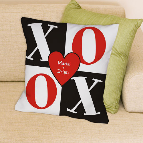 Personalized XOXO Couples Throw Pillow